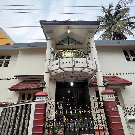 N A S Homestay Mysuru Zewnętrze zdjęcie