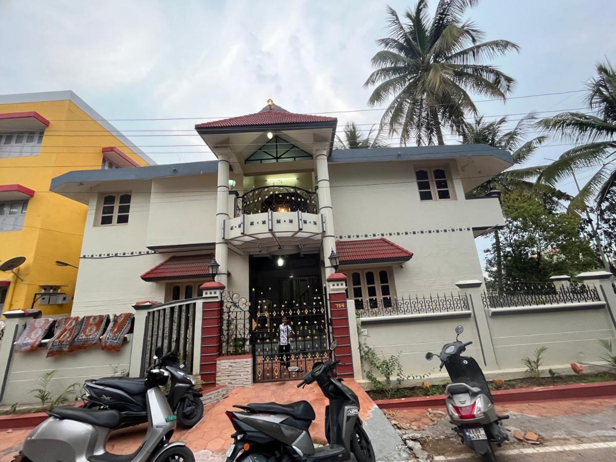 N A S Homestay Mysuru Zewnętrze zdjęcie